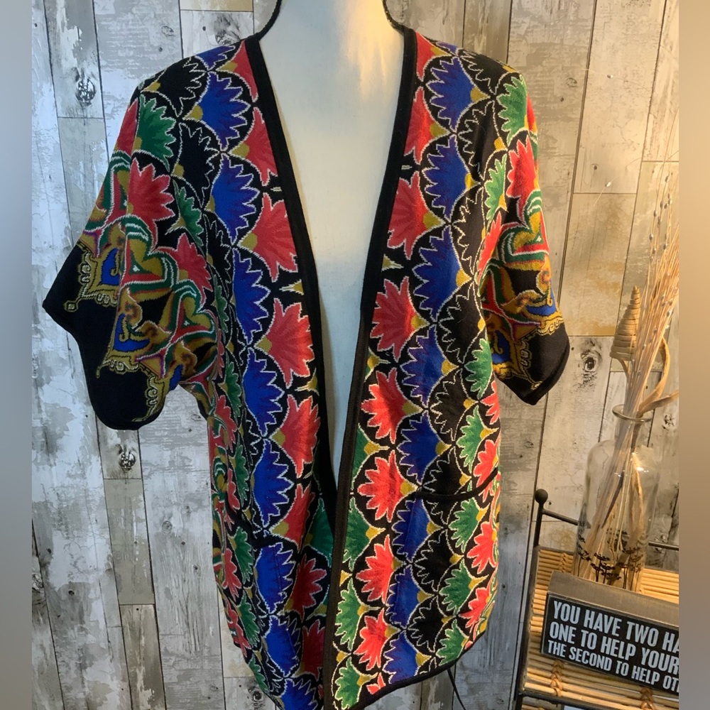 Peruvianan Connection imperial cardigan. Short sleeved. Size S
